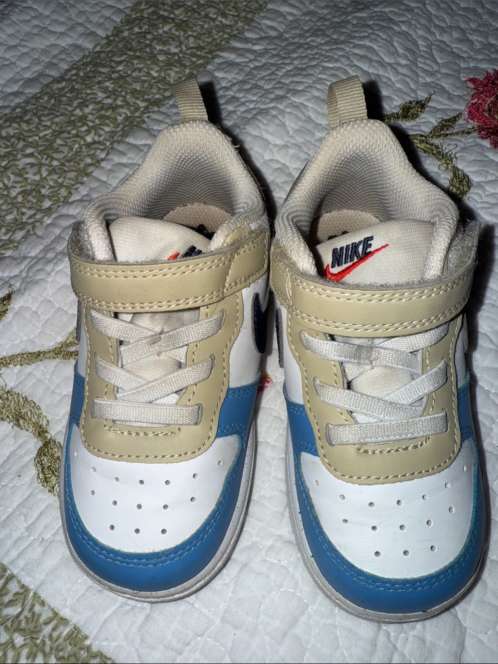 Nike Kids Court Borough Low Shoes - Picture 3 of 11